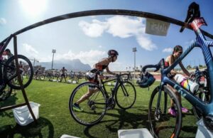 FETRI/ imagen de una transición de un duatlón