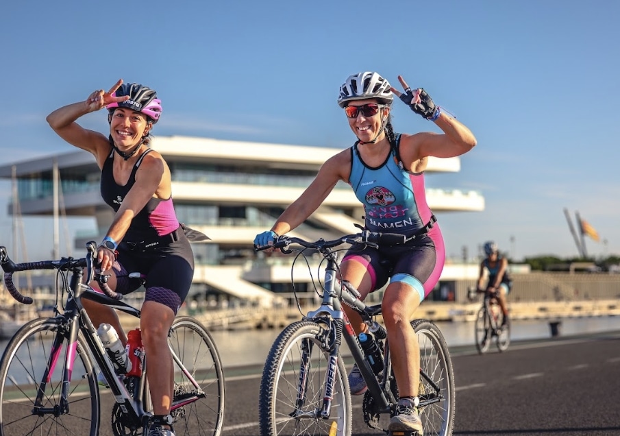 MTRI 2024: Revolución Femenina en el Triatlón con Juntas Es Mejo
