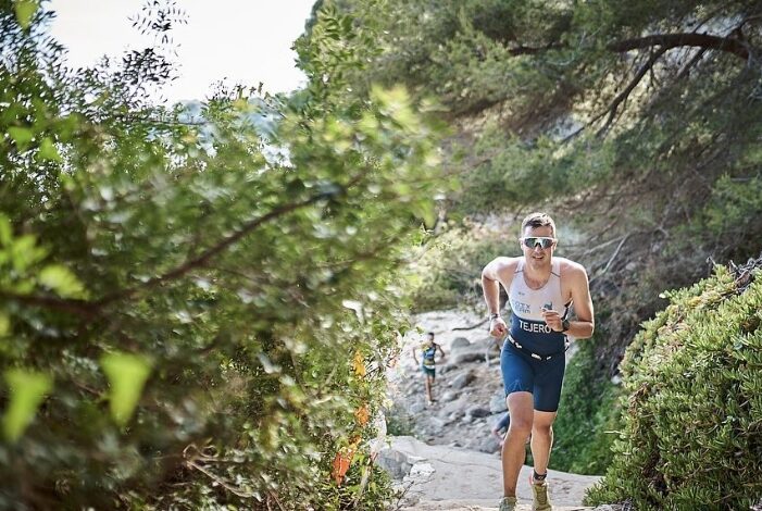 Instagram/ a triathlete competing in XTERRA