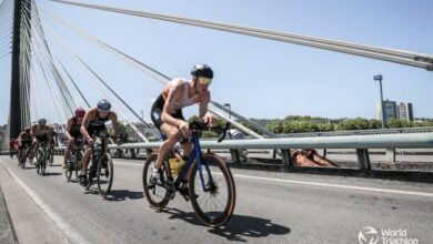 Wordtriathlon/ Image of triathletes in Pontevedra