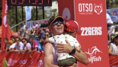 A father with his son in Challenge Salou