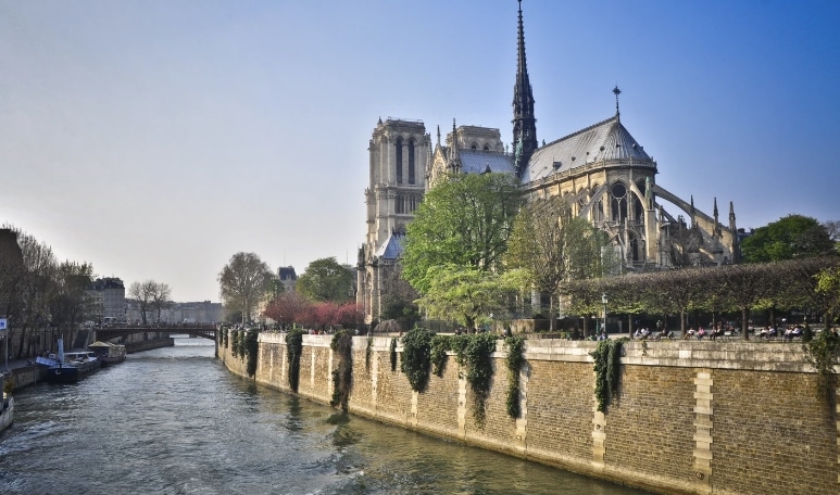 tela/imagem do rio Sena em Paris