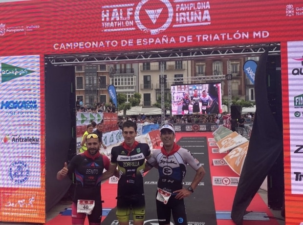 FETRI/ image of the podium at Half Pamplona