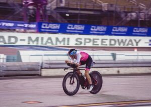 @t100triathlon/ Marta Sánchez en el T100 Miami