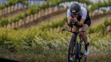 Instagram/ Un triatleta compitiendo en Pamplona