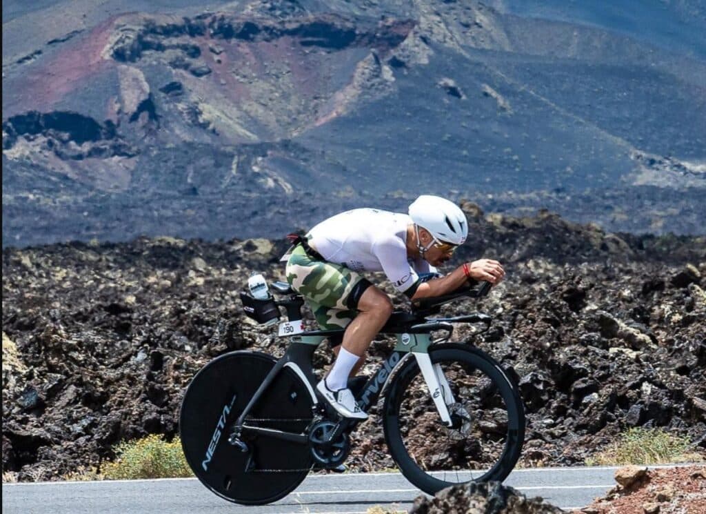 Instagram/ un triatleta compitiendo en Lanzarote