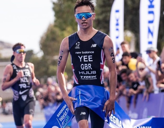 @worldtriathlon/Alex Yee ganando las WTCS Cagliari 2024