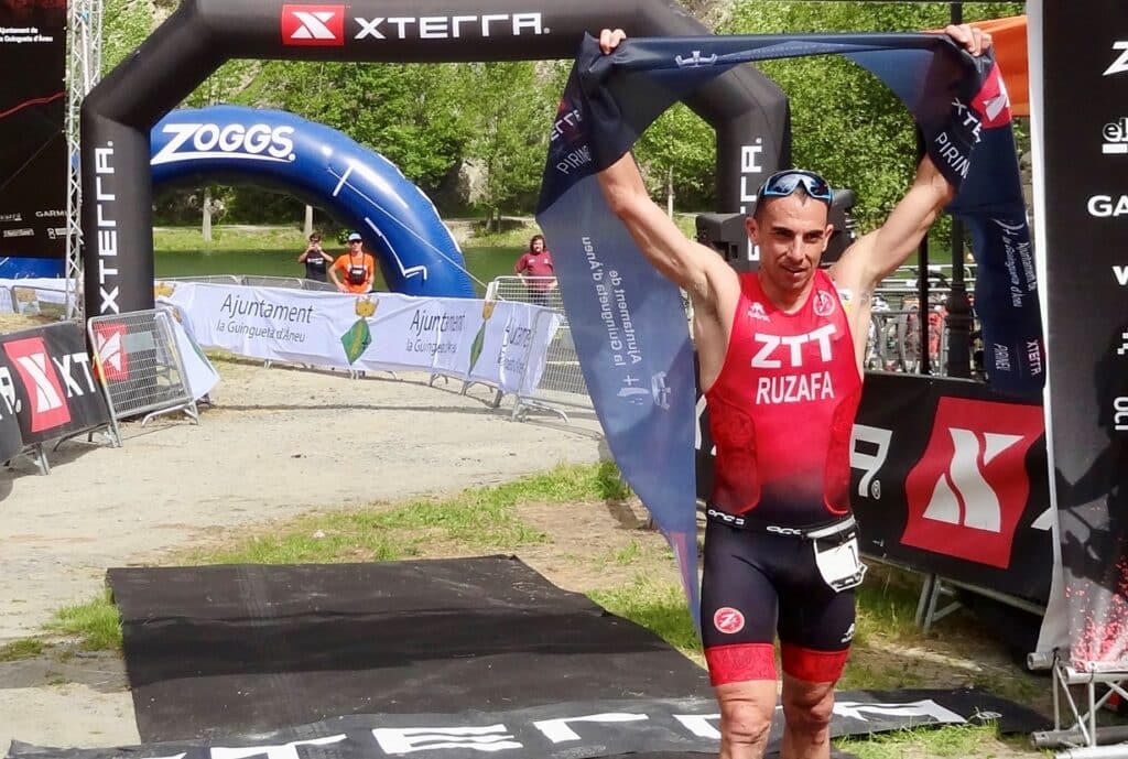 Rubén Ruzafa ganando el XTERRA Pirineu