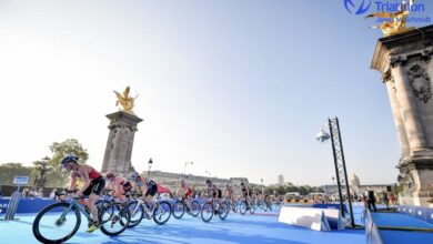 @worldtriathlon/ Imagen del paso del pelotón por la transición
