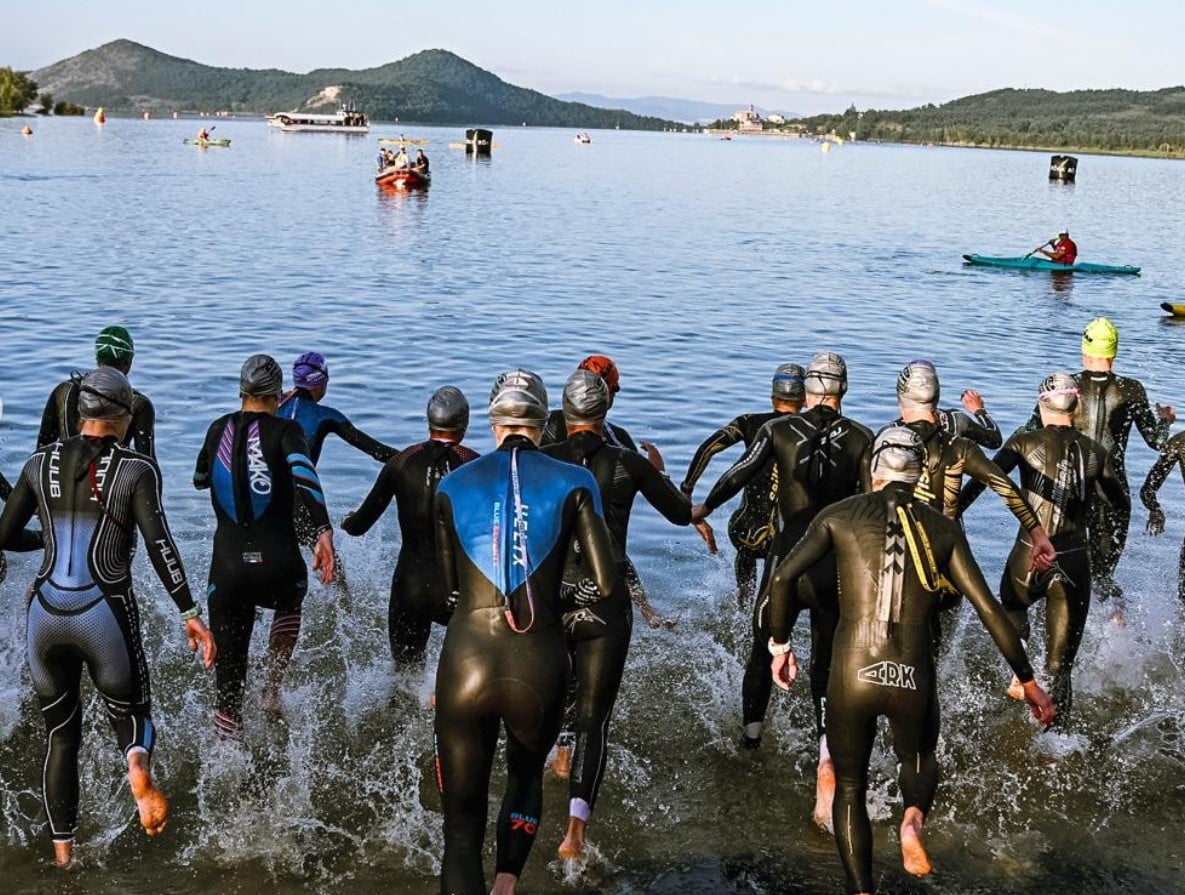 IRONMAN/ Imagen de la salida del IRONMAN Vitotria