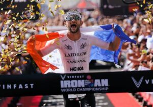 Instagrann/ Sam Laidlow ganando el mundial en Niza