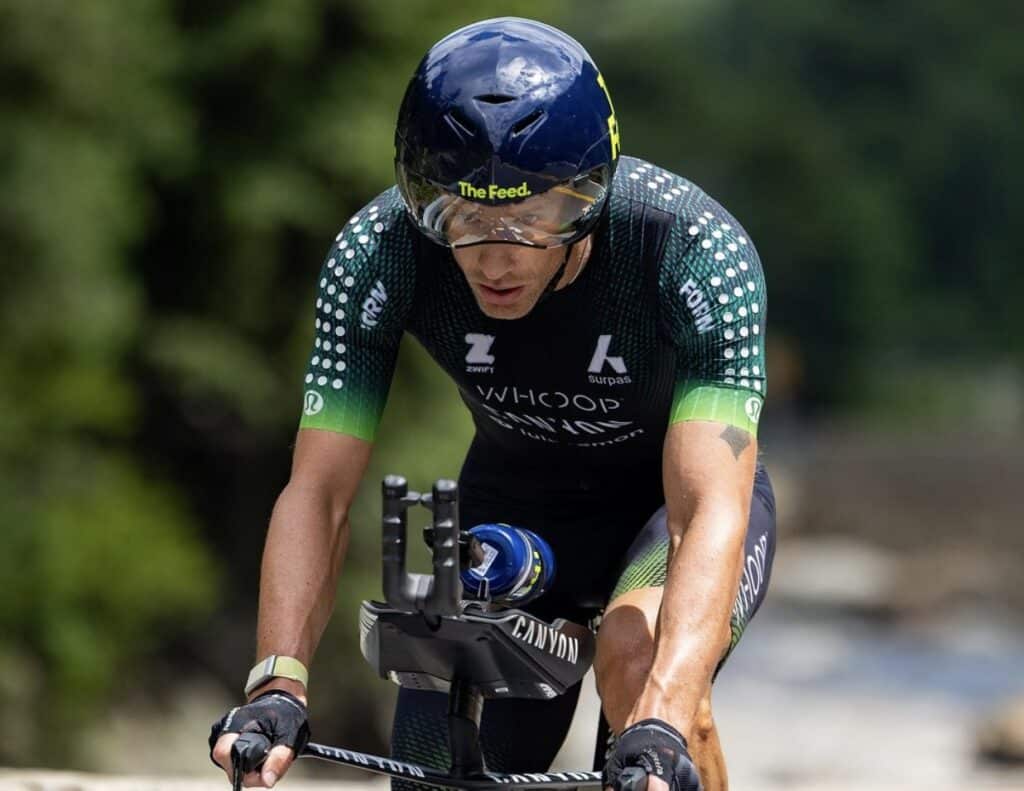 Instagram/ Sanders en competición sobre la bicicleta