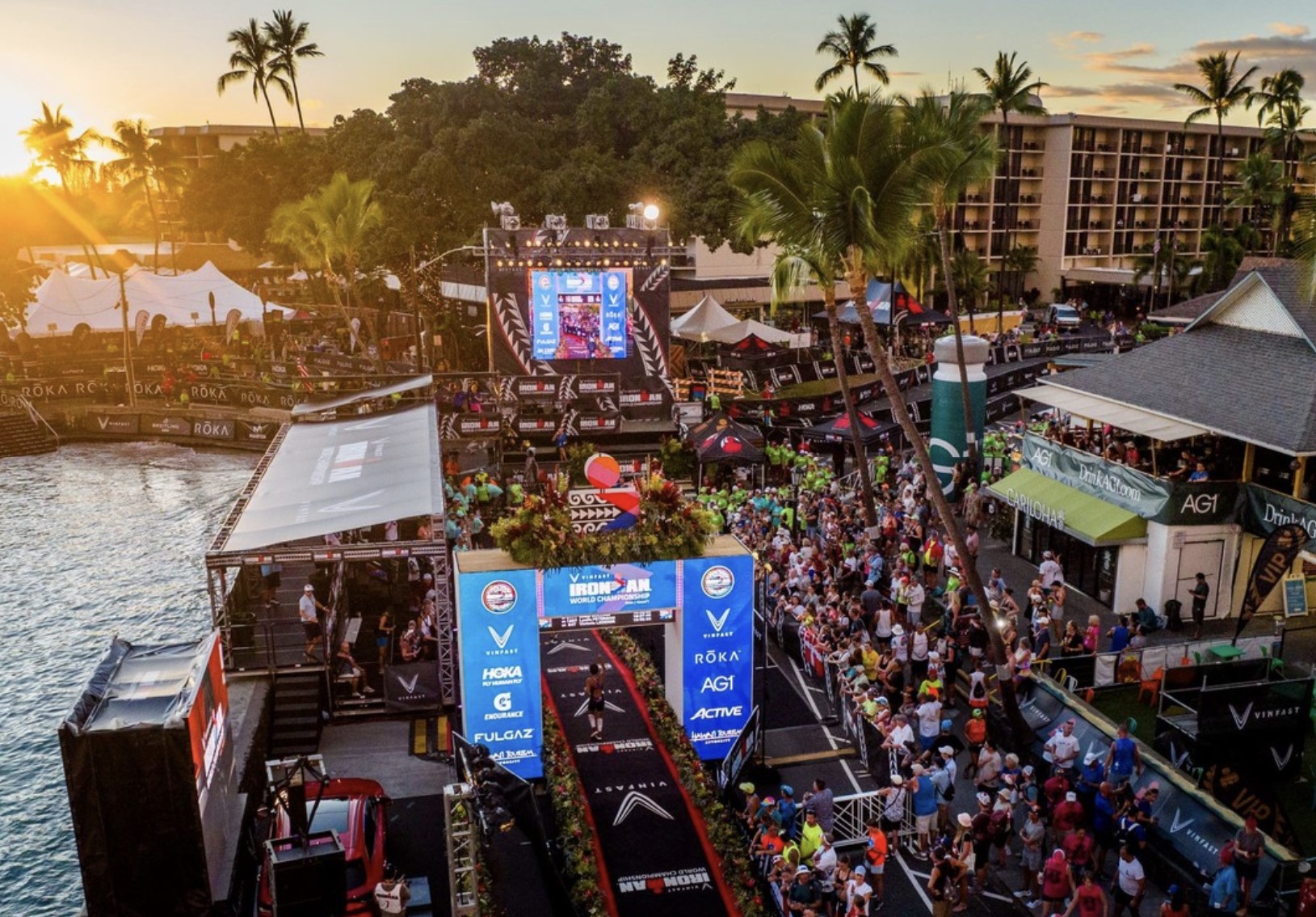 IRONMAN/ Imagen de la meta en Kona