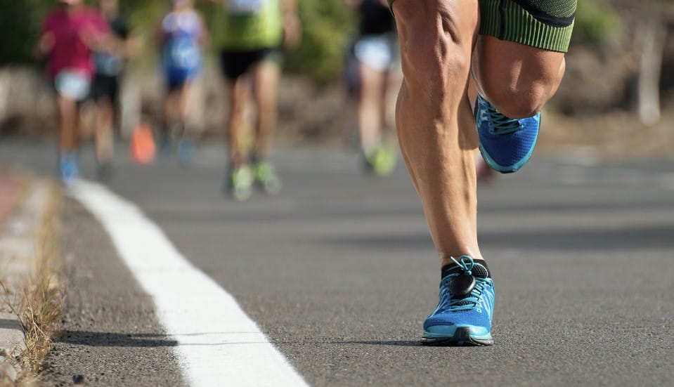canva/ Una competición de running
