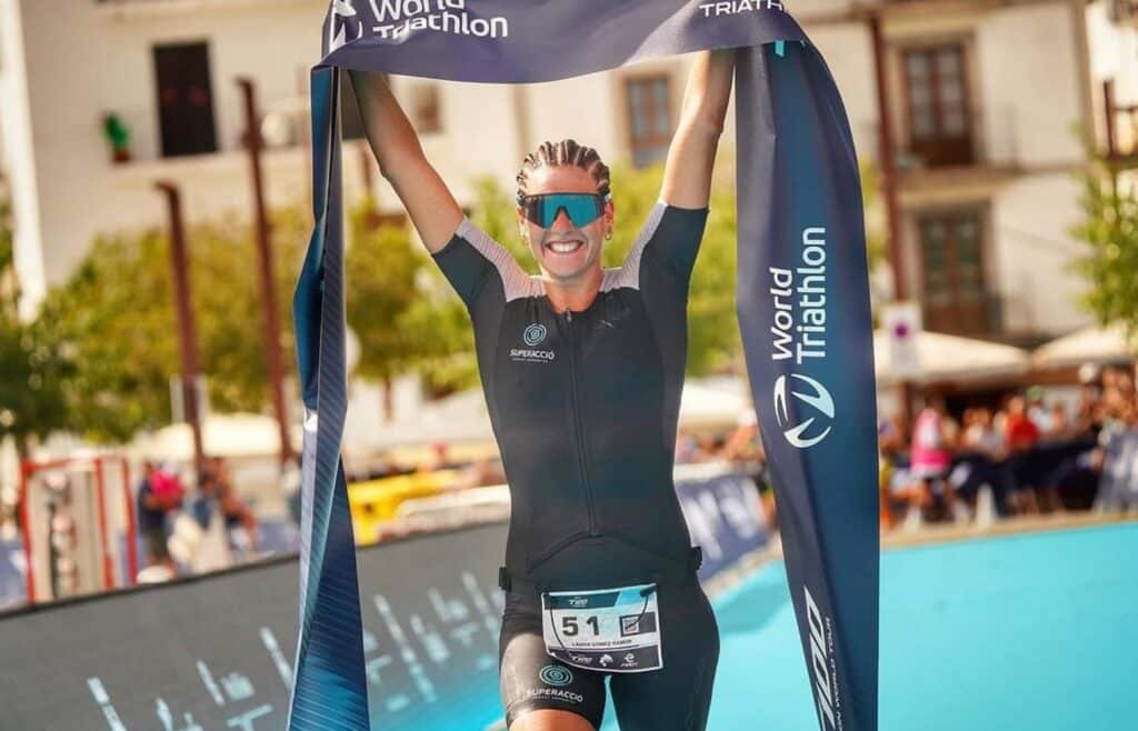 FETRI/ Laura Gómez ganando en Ibiza
