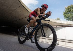 instagram/ Un triatleta en el ciclismo del Triatlón Ciudad de Santander