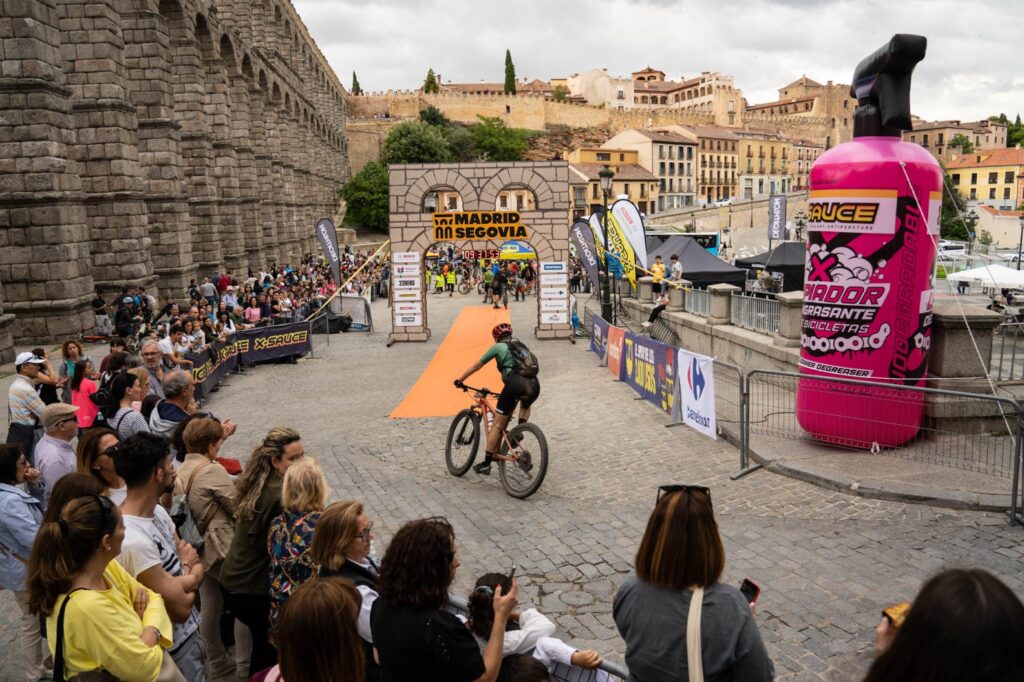Imagen de la meta de la Madrid Segovia MTB