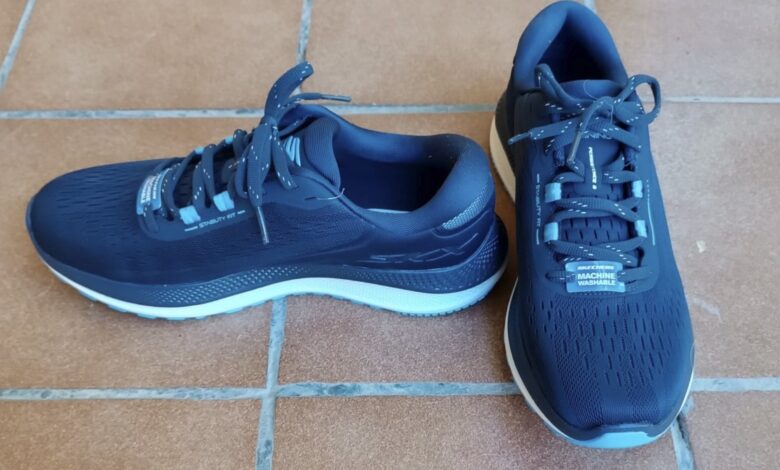 Imagen de las zapatillas Skechers GOrun Persistence 2