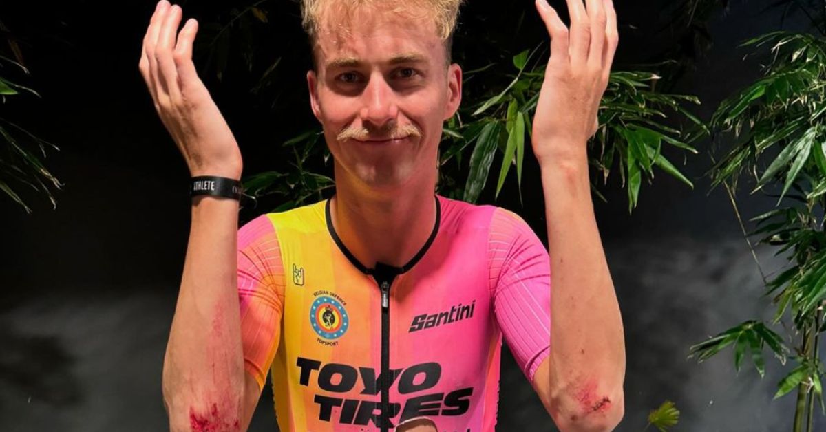 instagram/ Marten Van Riel enseñando las heridas