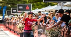 IRONMAN/ Imagen de la meta en una prueba IRONMAN PRO SERIES