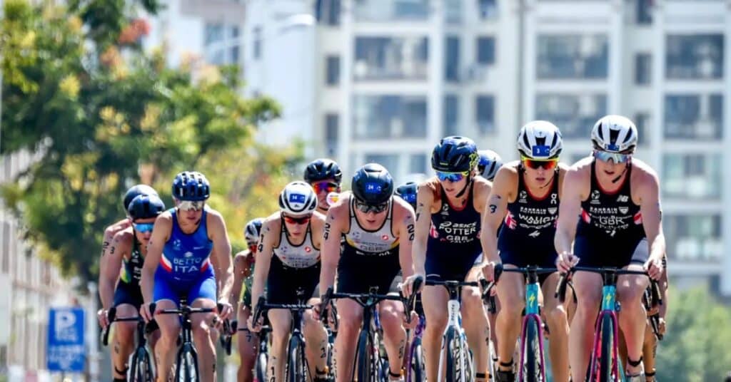 @wordltriathlon/imagen del pelotón en Weihai