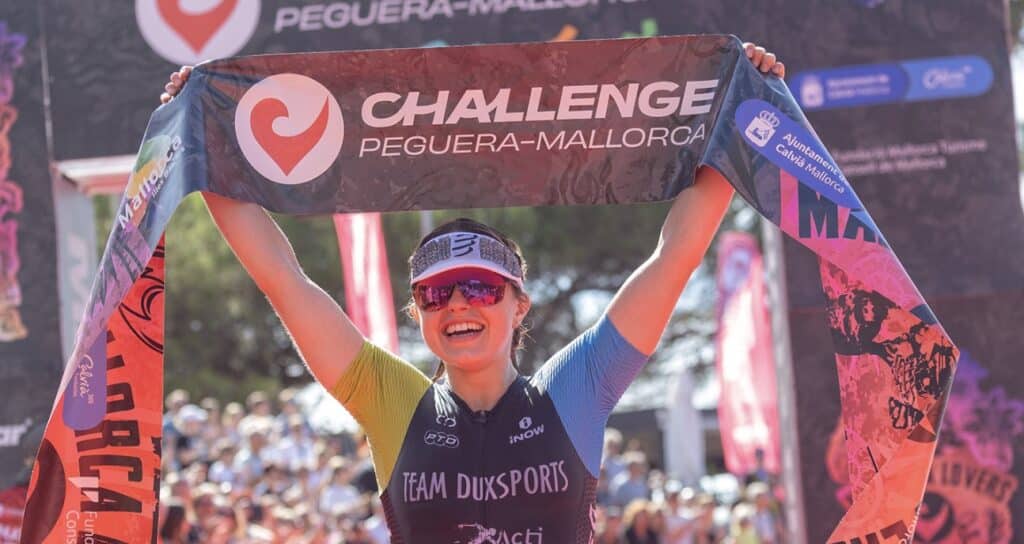 Challenge Family/ atleta ganando una prueba