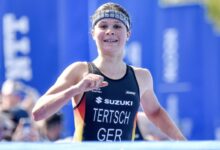 @worldtriathlon/ Lisa Tertsch ganando en Abu Dhabi