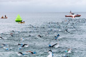 @gettyimages/ Imagen de la natación en un IROMAN