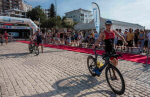 Transición en el Triatlón Ciudad de Santander 2025