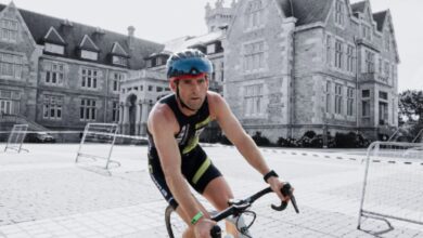 Un triatleta en el Triatlón Ciudad de Santander