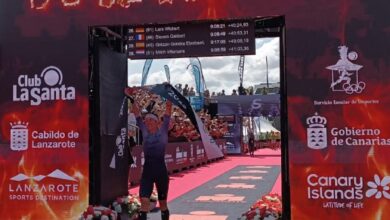 Lucy Charles ganando el IRONMAN Lanzarote 2025