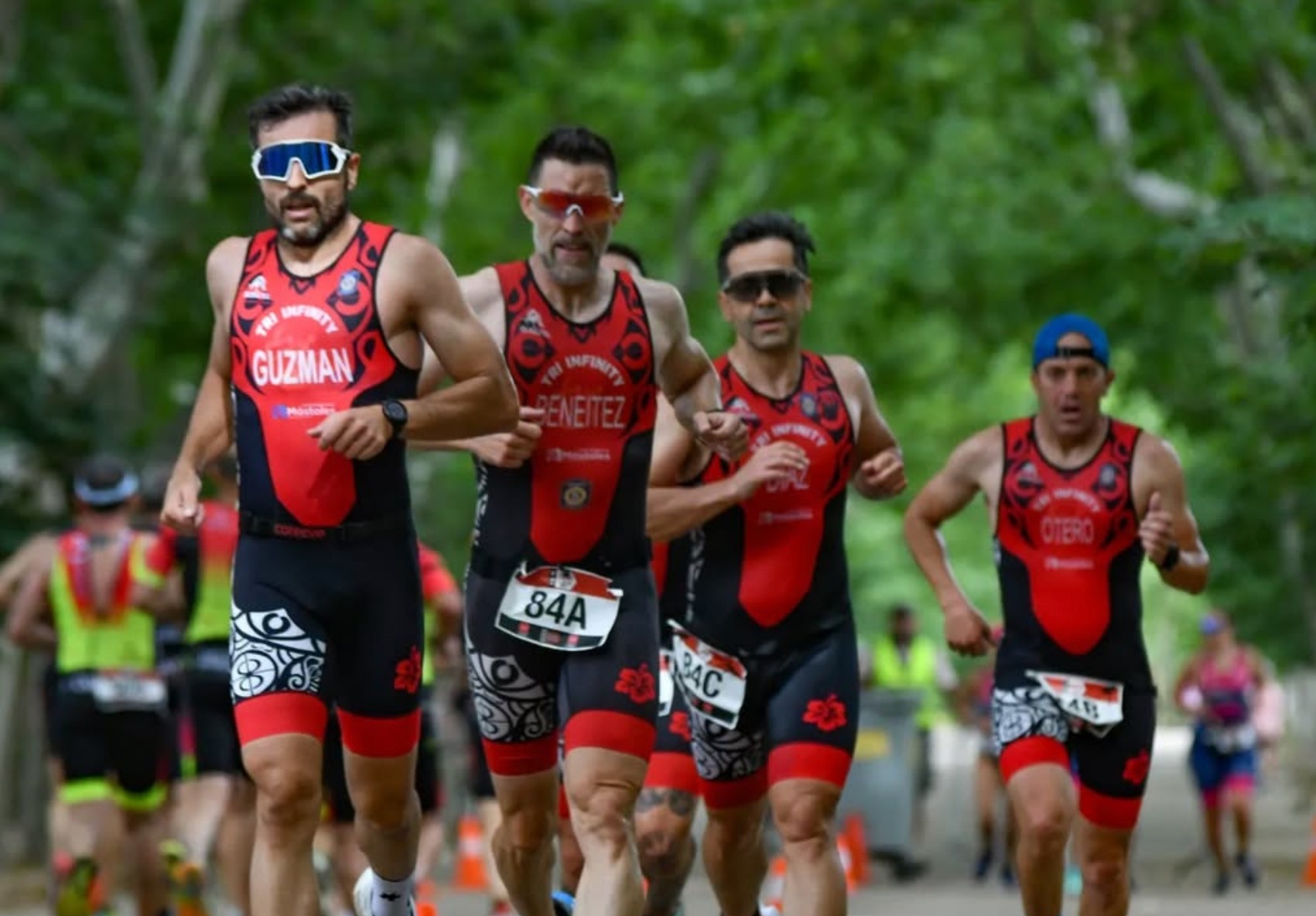 @barrel.cloud/ Triatletas en el Gran Triatlón Madrid
