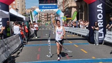 Instagram/ Gurutze Frades ganando la Media Maratón de La Rioja 2025