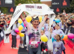 @triathlonfocus/ Laura Philipp ganando el IRONMAN 70.3 Kraichgau