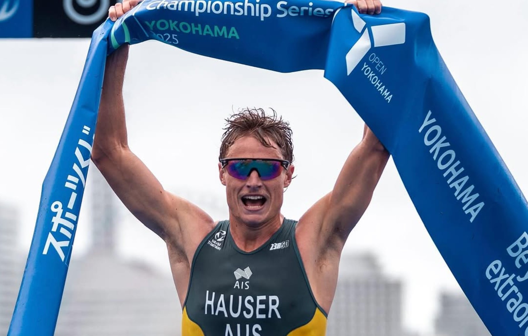 @worldtriathlon/ Matt Hauser ganando las WTCS Yokohama 2025