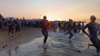 Imagen de la salida del Club La Santa IRONMAN Lanzarote 2025