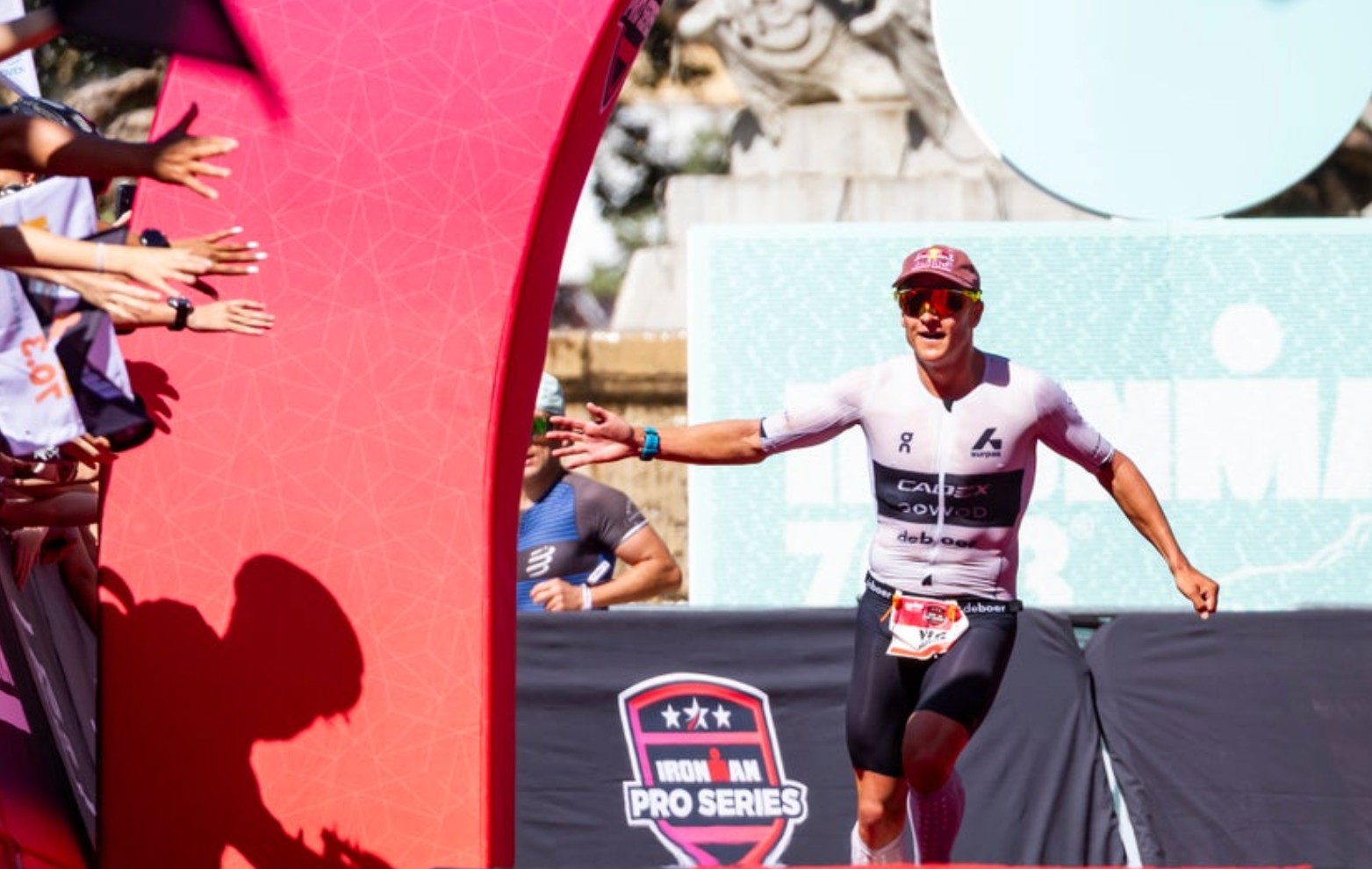 @gettyimages/ Blummenfelt ganando en el IM 70.3 Provence Aix