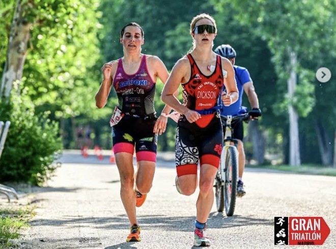 Imagen de cabeza de carrera en el Gran Triatlón Madrid