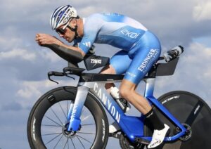 @_on.photos/ Patrick Lange entrenando sobre la bici