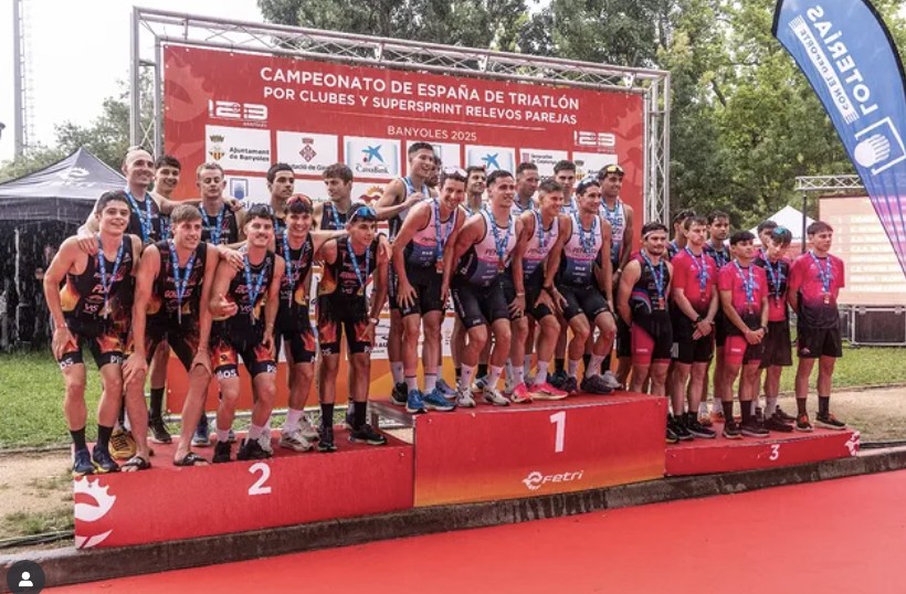 FETRI/ Pódium del Campeonato de España de Triatlón por Clubes
