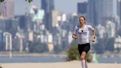 @t100triathlon/ Imagen de Maya Kingma en el T100