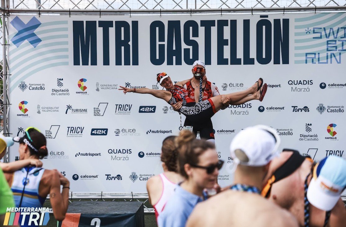 Imagen de triatletas en el MTRI