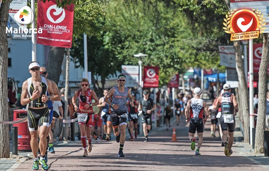 Imagen de la carrera a pie en el Challenge Peguera Mallorca