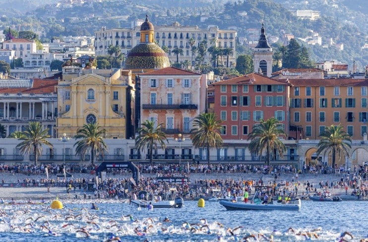 @gettyimages/ Imagen de la natación en Niza
