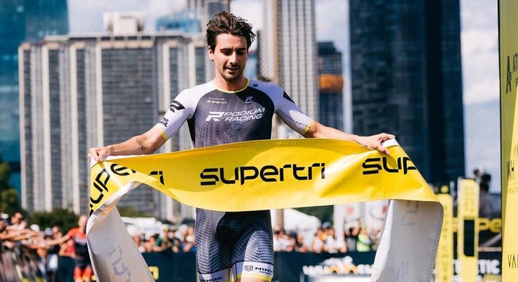 @supertri/ Alberto Gonzáles gewinnt in Chicago