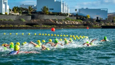 @clublasanta/ Imagen de la natación del Volcano Triathlon