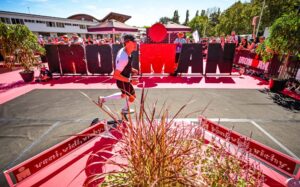 @gettyimages/ Imagen de un triatleta en el IRONMAN 70.3 Vichy