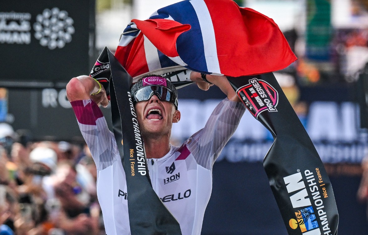 @gettyimages/ Casper Stornes ganando el mundial IRONMAN
