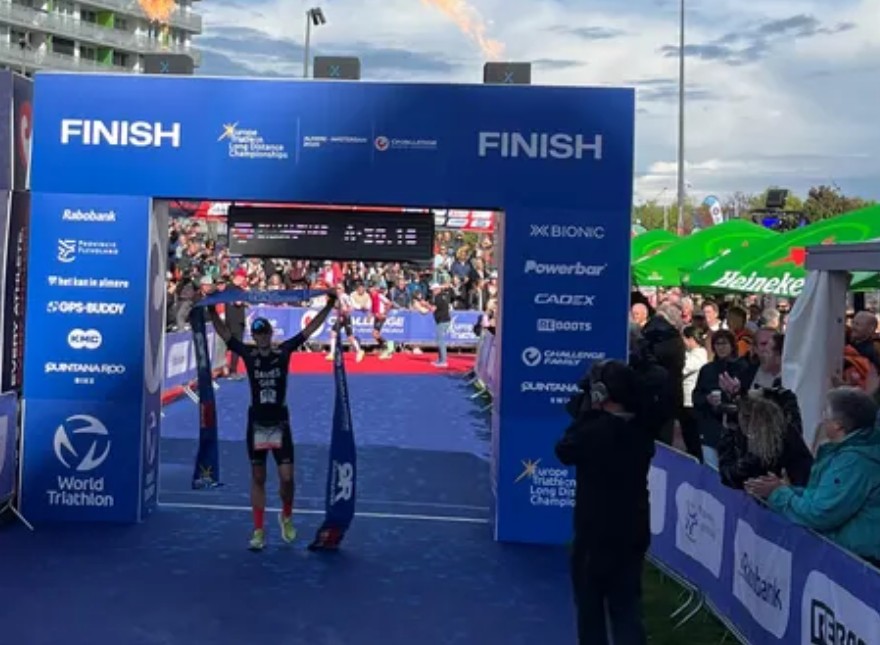 @challengefamily/ Daisy Davies gana en Challenge Almere
