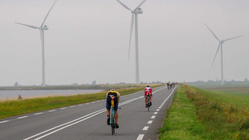 @ChallengeFamily/ Image de triathlètes au Challenge Almere